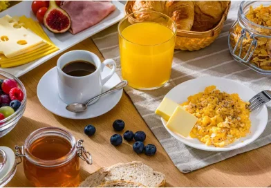 Why Breakfast is the Most Important Meal of the Day: A Look at Bird’s Nest Café’s Nutritious & Delicious Options