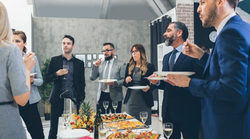 Catering for Business Networking Events: Menu Planning Tips